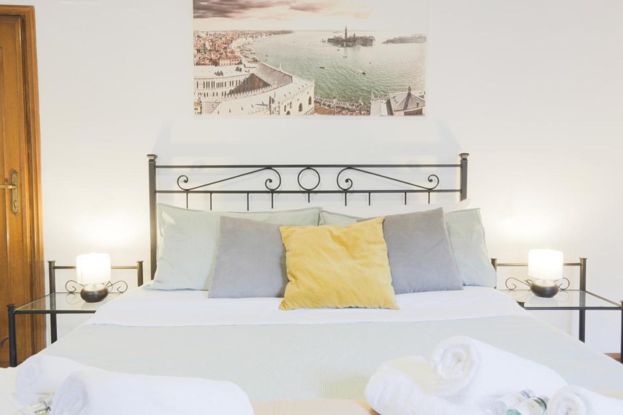 Santa Croce Guest House Venecia Exterior foto