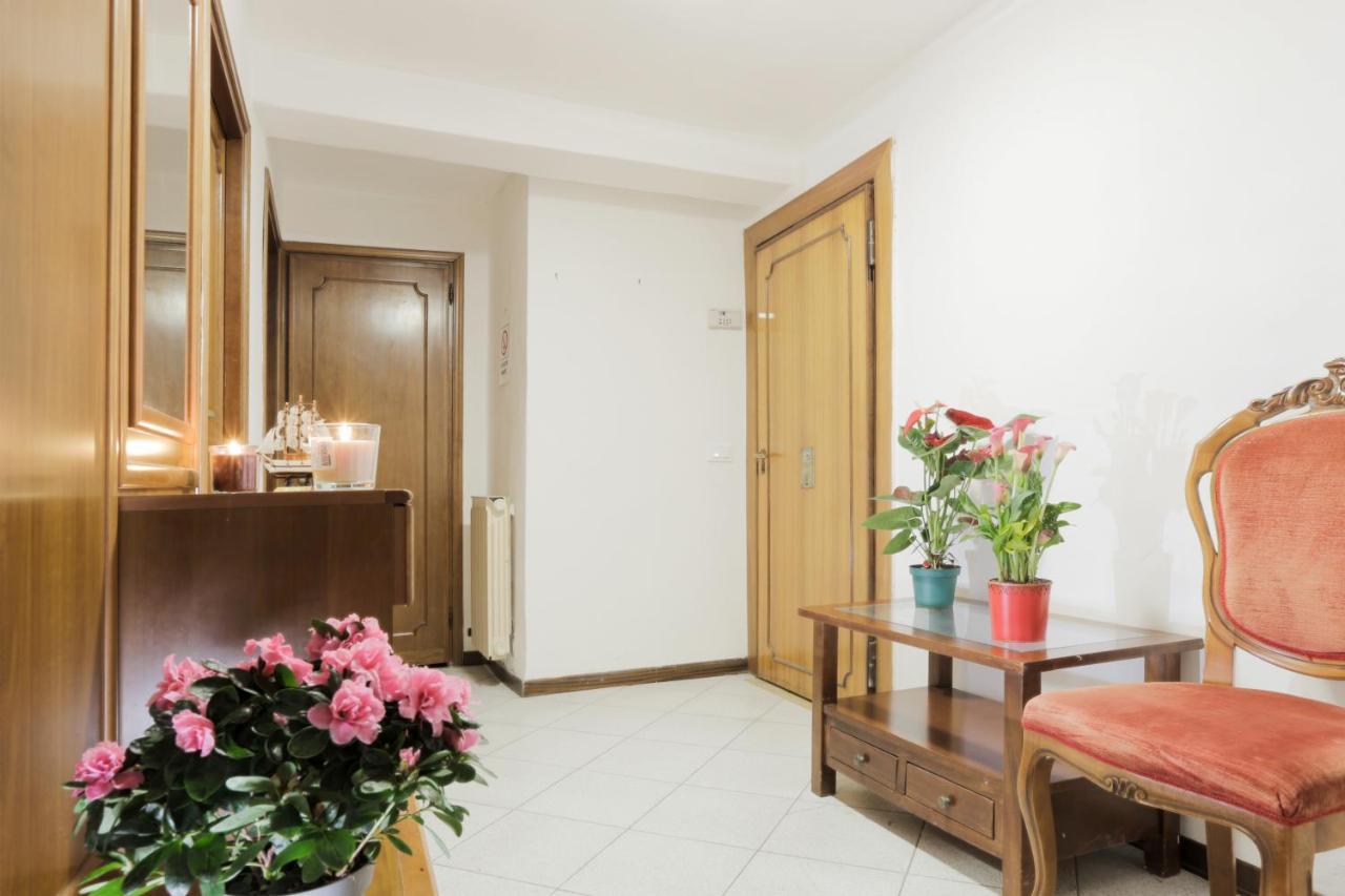 Santa Croce Guest House Venecia Exterior foto
